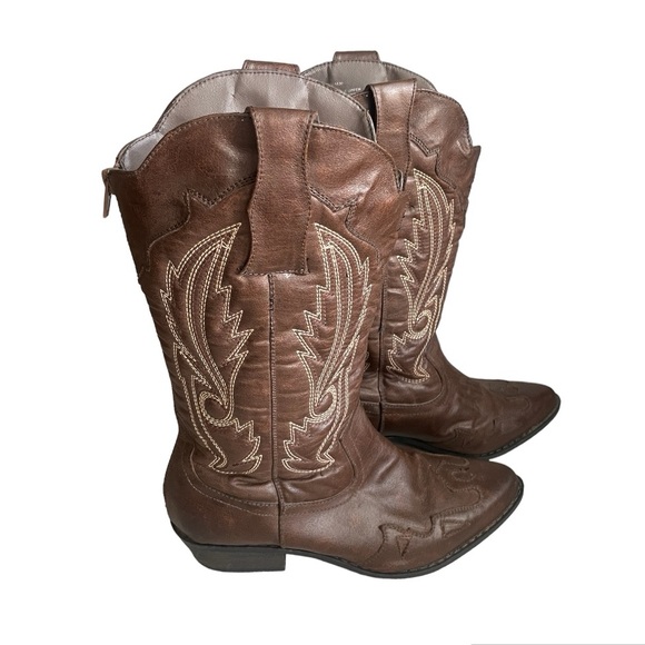Lane Bryant Shoes - Lane Bryant Brown Cowgirl Boots - embroidered detail - cowboy - western
